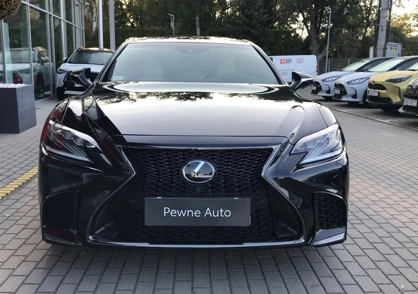 Lexus LS cena 250000 przebieg: 117800, rok produkcji 2017 z Hajnówka małe 742